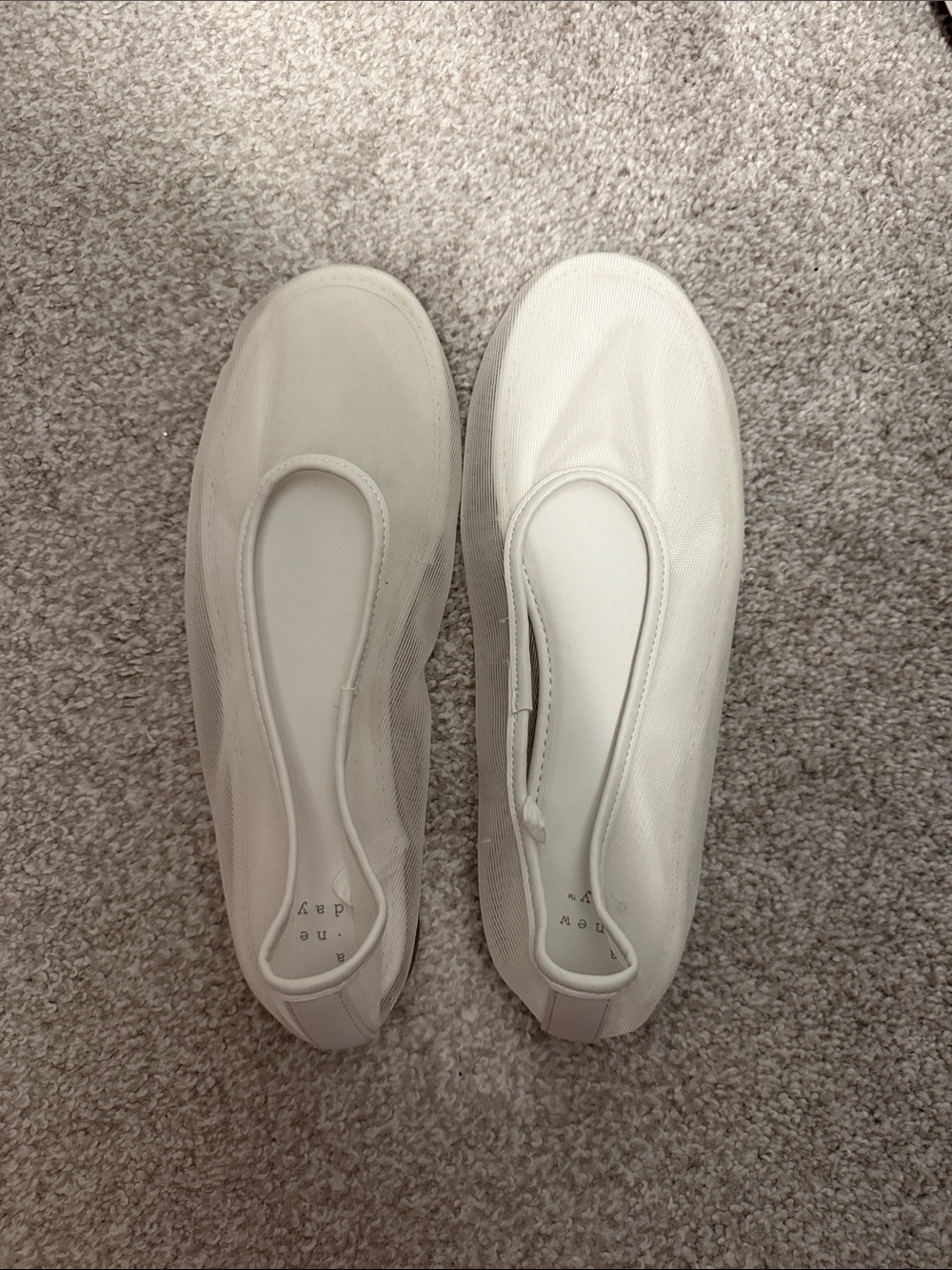 NWOT Target A New Day Mesh Flats